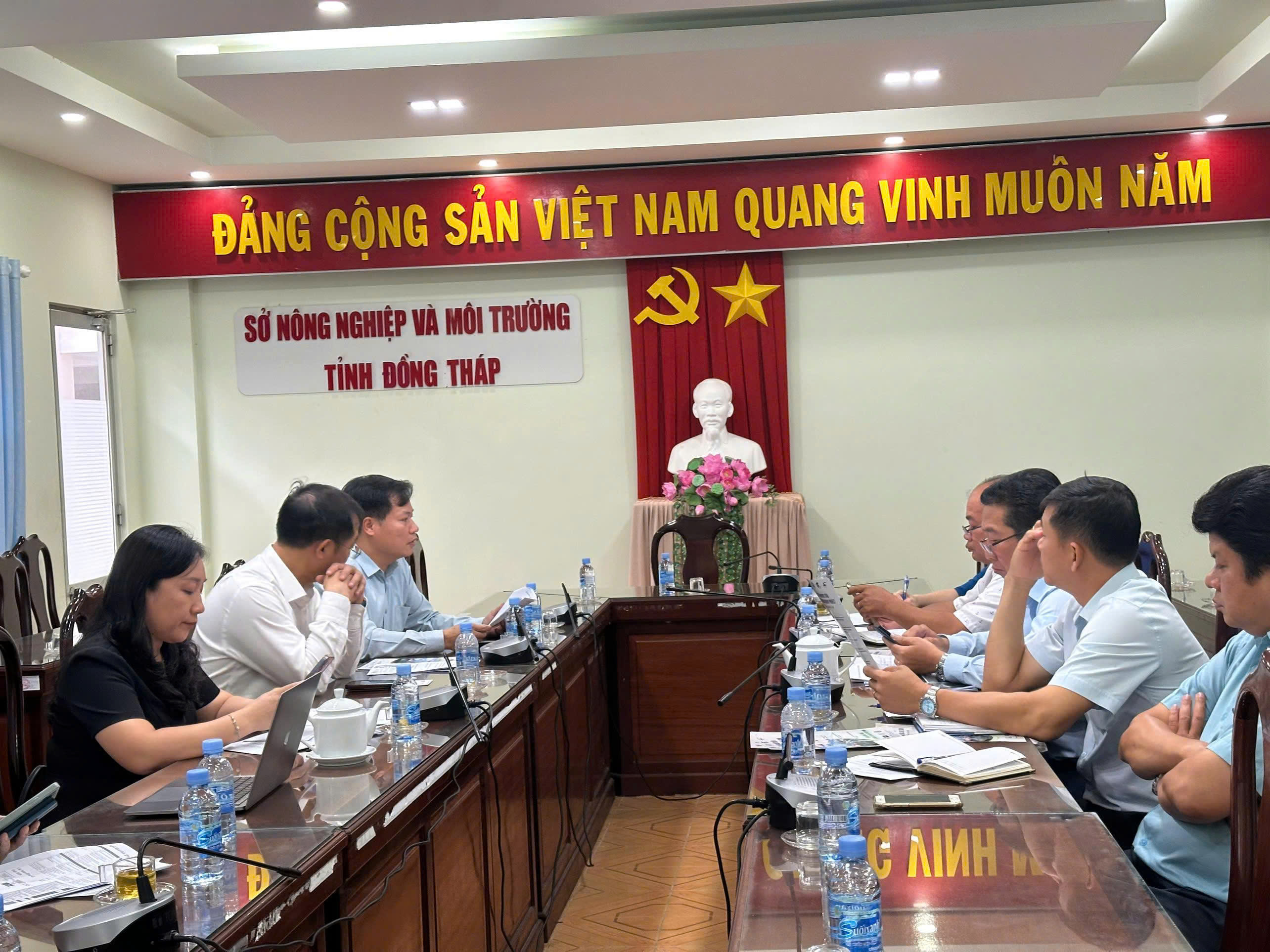 VASEP làm việc với TP.HCM, Đồng Tháp và Lâm Đồng nhằm tháo gỡ thách thức MMPA và thúc đẩy phát triển nghề khai thác ghẹ đỏ bền vững