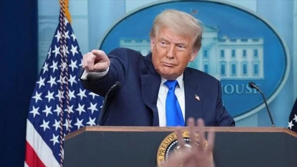 Ông Trump tuyên bố có “quyền tuyệt đối” áp thuế mới