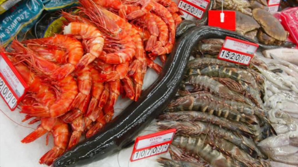 EU đề xuất siết nhập khẩu thủy sản Nga trong gói trừng phạt mới
