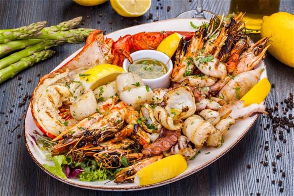 Thủy sản nằm trong nhóm bữa ăn cuối tuần khiến người Mỹ hài lòng nhất