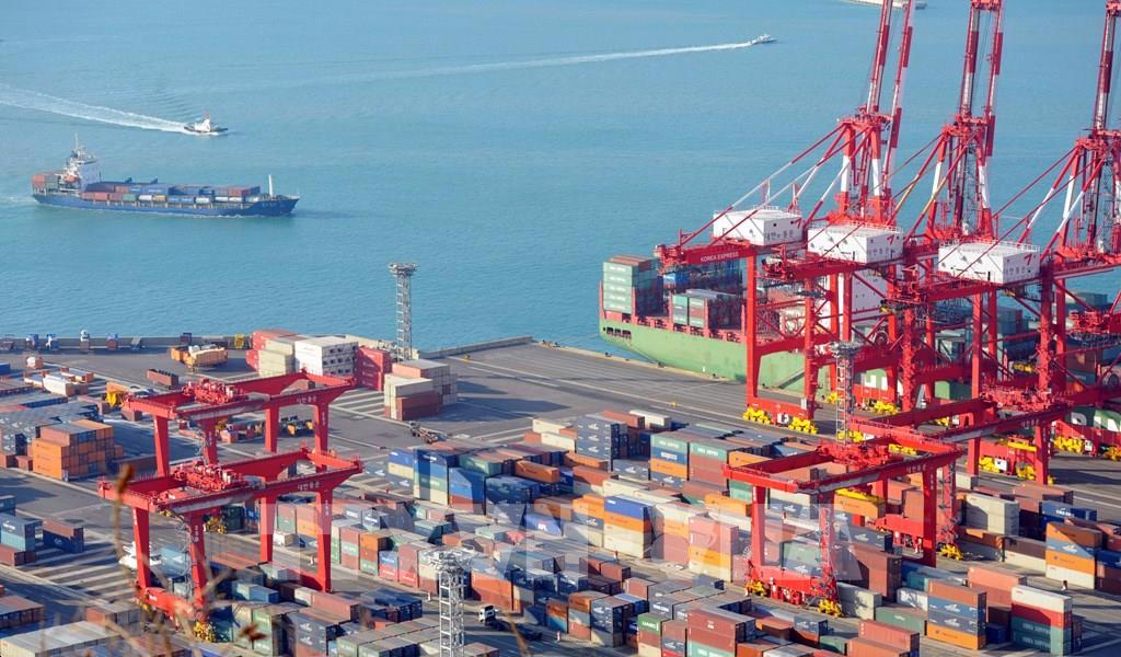 Thâm hụt thương mại Mỹ tăng mạnh trong tháng 5