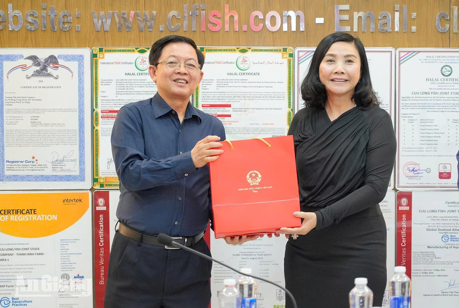Deputy Prime Minister Ho Quoc Dung issued important directives related to the pangasius fish industry and agricultural product processing in An Giang province.