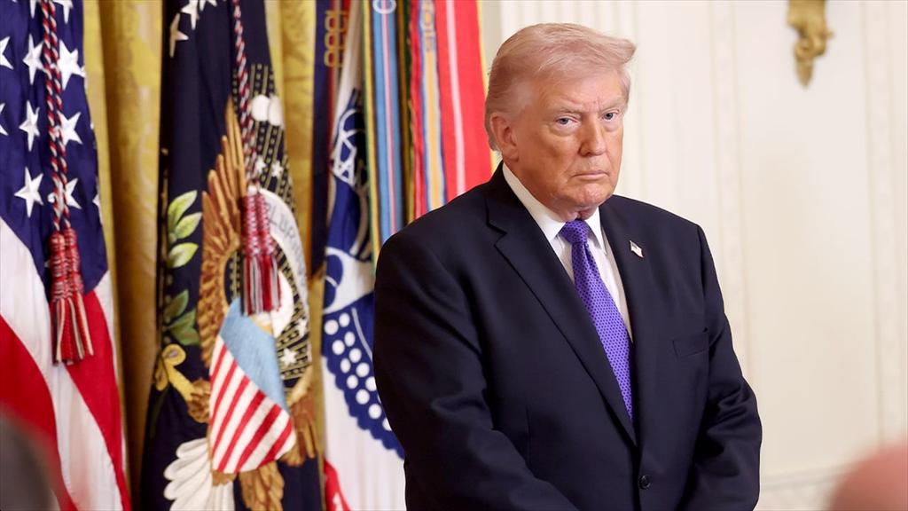 USTR Ông Trump có thể dùng quyền khẩn cấp để hạn chế thương mại với Tây Ban Nha