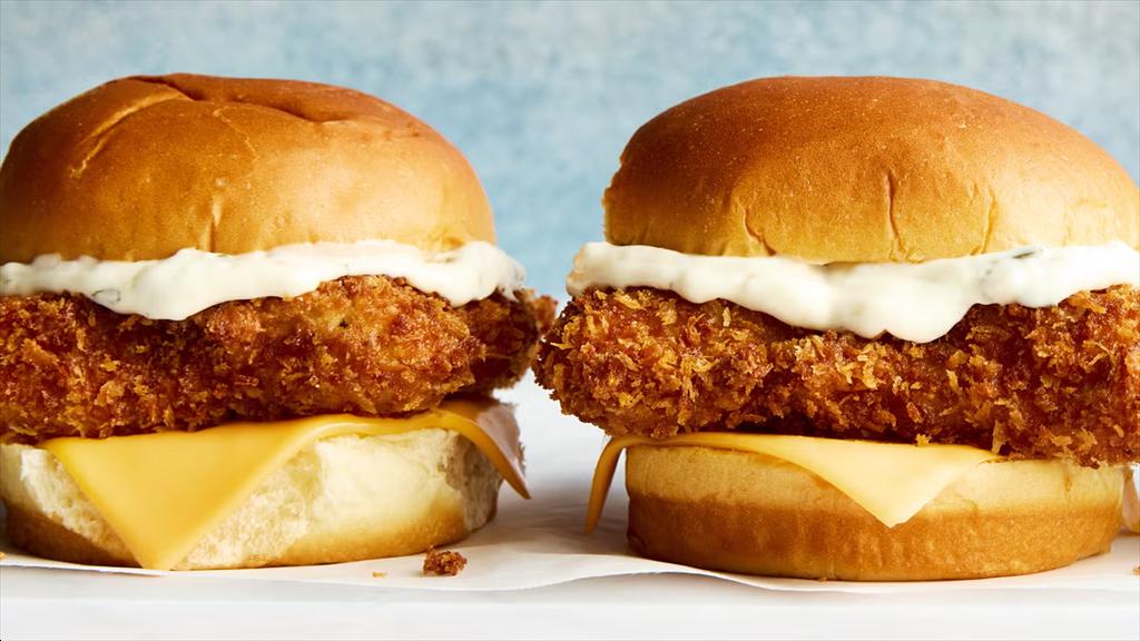 Khủng hoảng nguồn cung cá minh thái đặt chuỗi Filet-O-Fish của McDonalds trước thách thức mới