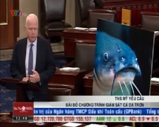 [Video] Thượng nghị sĩ Mỹ yêu cầu bãi bỏ chương trình giám sát cá da trơn