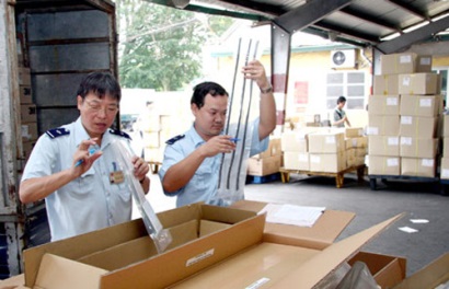Thông quan nhanh một ngày, doanh nghiệp tiết kiệm 800 triệu USD mỗi năm