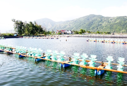 Khuyến khích đầu tư nuôi tôm thâm canh