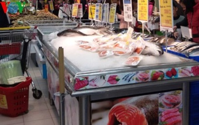 Doanh nghiệp tự “bơi”, hàng Việt khó vào chuỗi phân phối nước ngoài