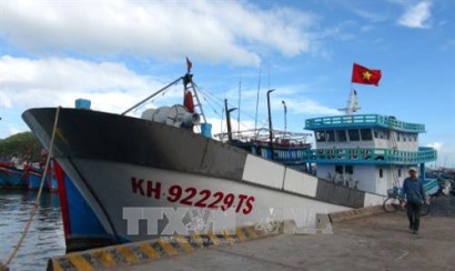 Phát triển thủy sản theo hướng bảo vệ môi trường sinh thái