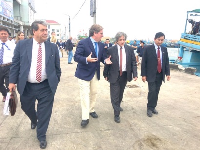 Khai thác thủy sản vào nề nếp