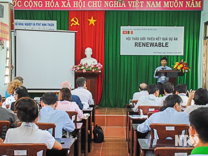 Ninh Thuận: Hội thảo giới thiệu kết quả Dự án Ứng dụng vi tảo làm sạch nước nuôi tôm tạo sinh khối cho sản xuất dầu sinh học