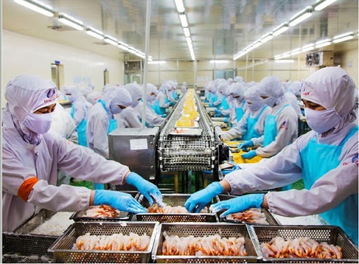 Xuất khẩu hàng hóa mùa dịch Covid -19: Trong “nguy” có “cơ”