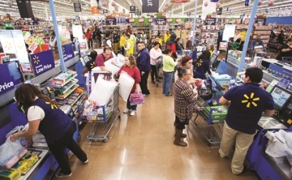 Walmart tăng giá, thay đổi nhà cung cấp đối phó với thuế quan đánh vào hàng Trung Quốc