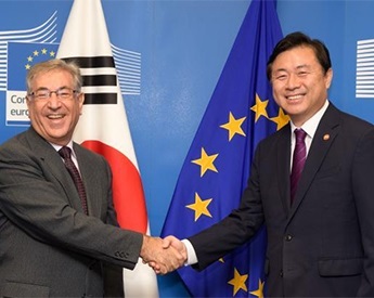 EU và Hàn Quốc hợp tác trong cuộc chiến chống khai thác IUU