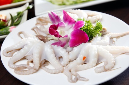 Trung Quốc tăng xuất khẩu, giảm nhập khẩu mực, bạch tuộc 