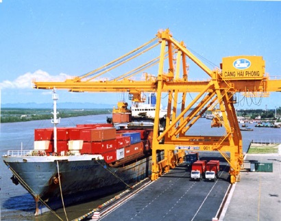 Hải quan không yêu cầu doanh nghiệp phải nộp giấy tờ thu phí tại cảng biển 