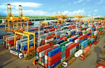 Các hãng tàu biển phải công khai mức phụ thu của đường vận chuyển và loại hàng hóa