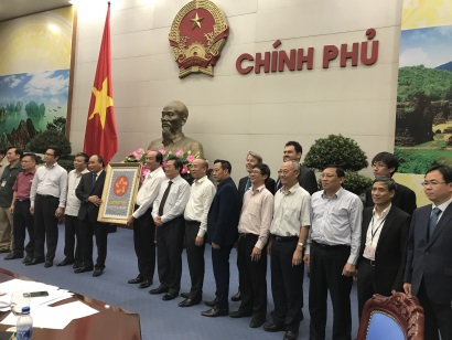 Thủ tướng: Loại khỏi bộ máy cán bộ không chịu cải cách