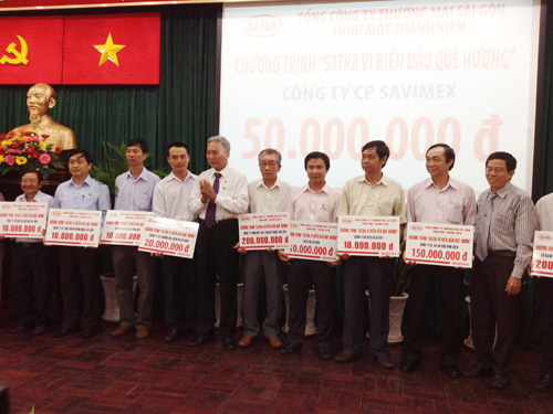 SATRA GROUP quyên góp 2 tỷ đồng cho Trường Sa