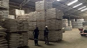 Peru đóng cửa các nhà máy thức ăn bất hợp pháp