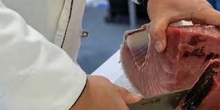 Các công ty ở Đại Liên đóng cửa để thực hiện công tác kiểm tra COVID-19