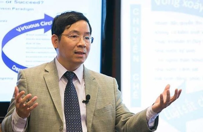 TS Vũ Thành Tự Anh: 