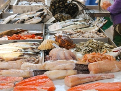 Anh: Doanh số bán lẻ tôm nước ấm tăng