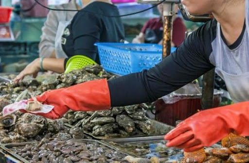 Tiêu thụ thủy sản của Trung Quốc có thể giảm hơn 50% do dịch COVID-19