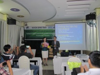 Ảnh Khóa đào tạo K.20.13: “Đào tạo cán bộ quản lý sức khỏe vật nuôi của trại nuôi cá tra”