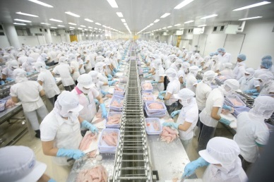 Vietnam’s exports likely to hit all-high 212 billion USD this year