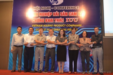 Pictures at Conference “Vietnam marine product companies commit to combating IUU”