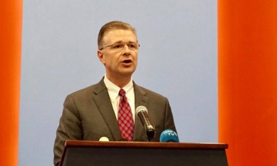 Vietnam at loggerheads with US over new catfish export tariff