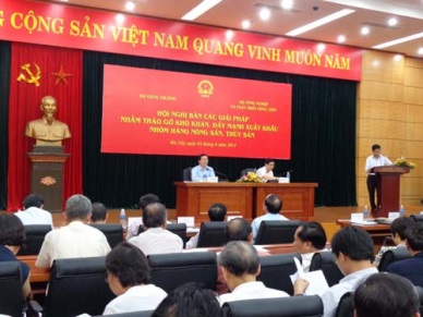 Vietnam seeking to boost agro and aquatic exports