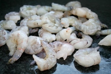 China tends to raise shrimp imports